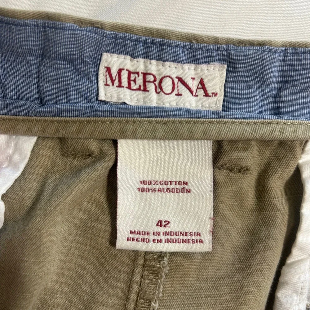 Merona Mens Khaki Tan Chino Shorts Size 42 100% Cotton Flat Front Casual Summer‎